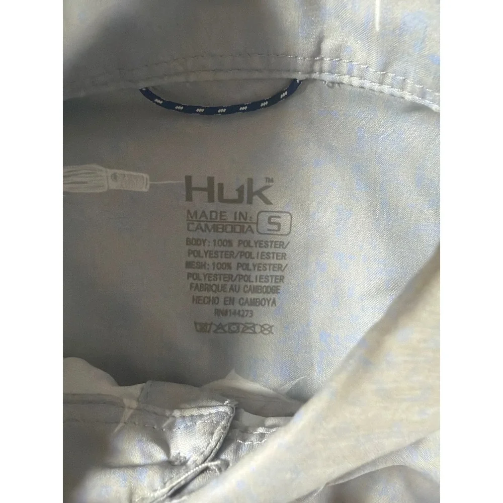 Huk Fishing Shirt Mens Small Blue Short Sleeve Button Down Performance Fishing